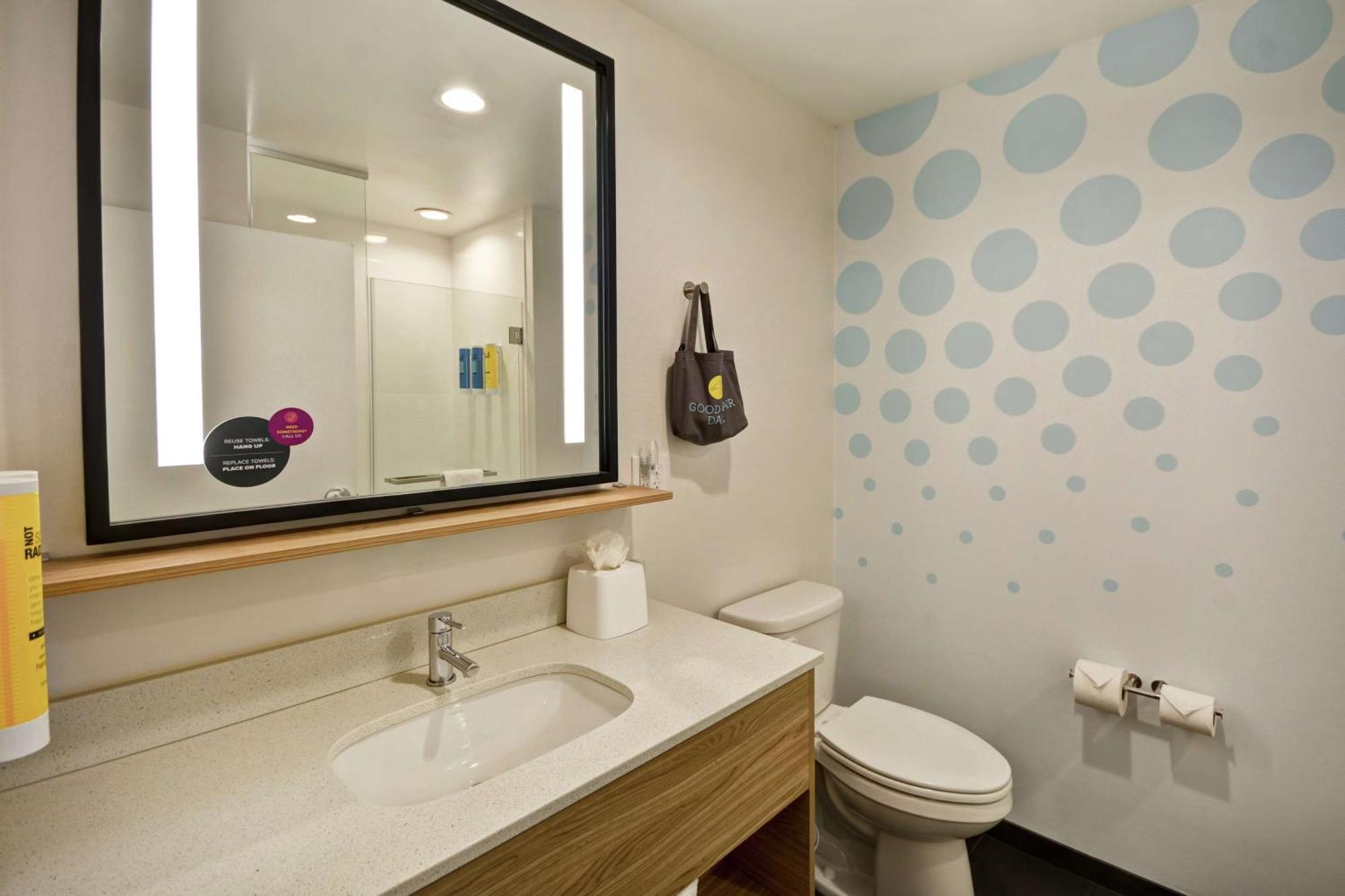 Tru By Hilton Denver, Pa Extérieur photo